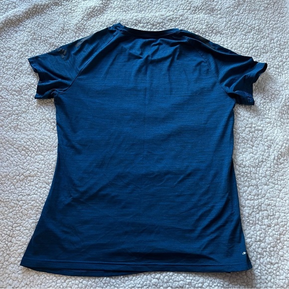 Adidas Women’s Dry Fit T-Shirt - Picture 9 of 9